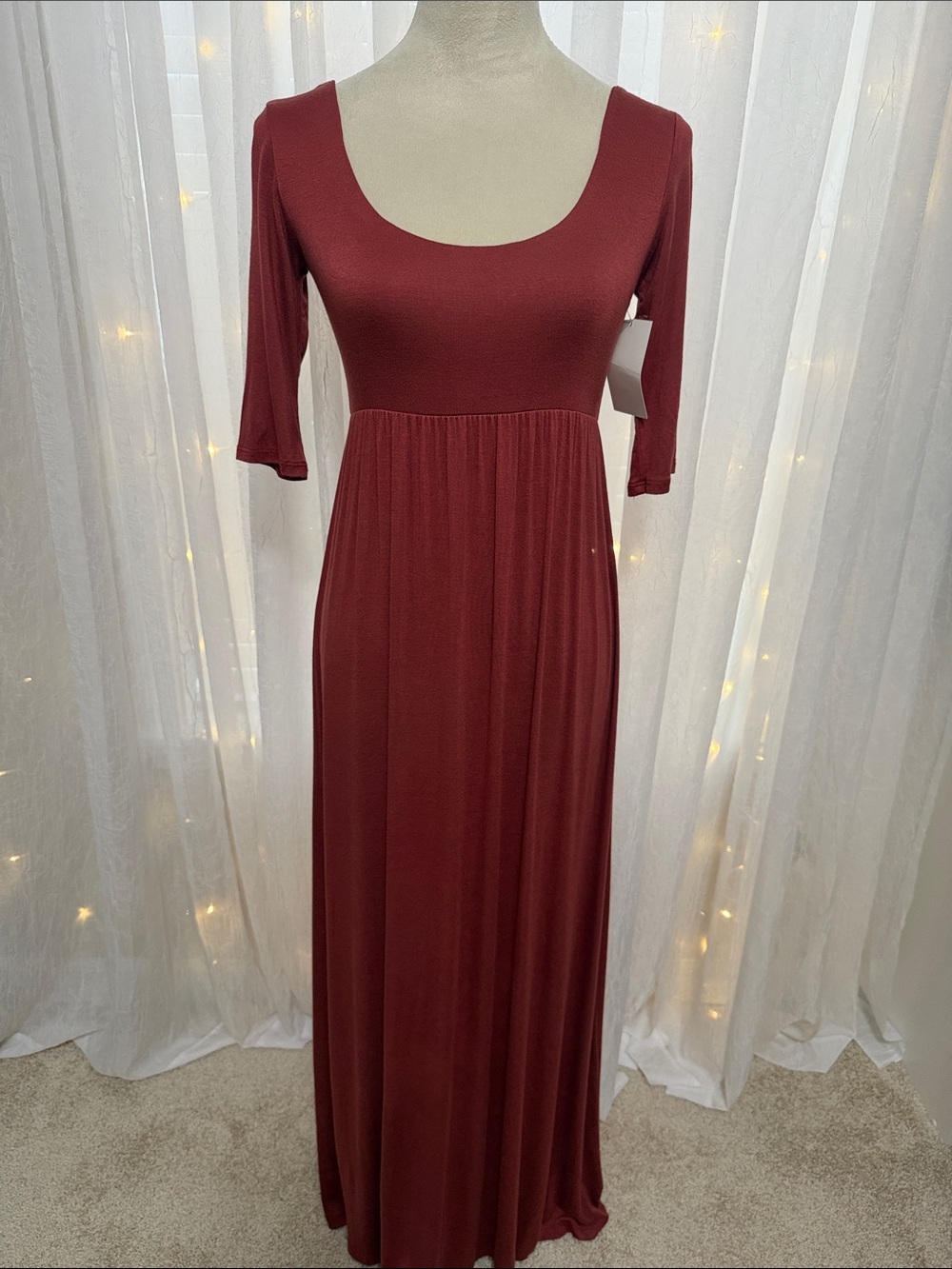 Scoop-Neck Maxi Dress in Deep Wine